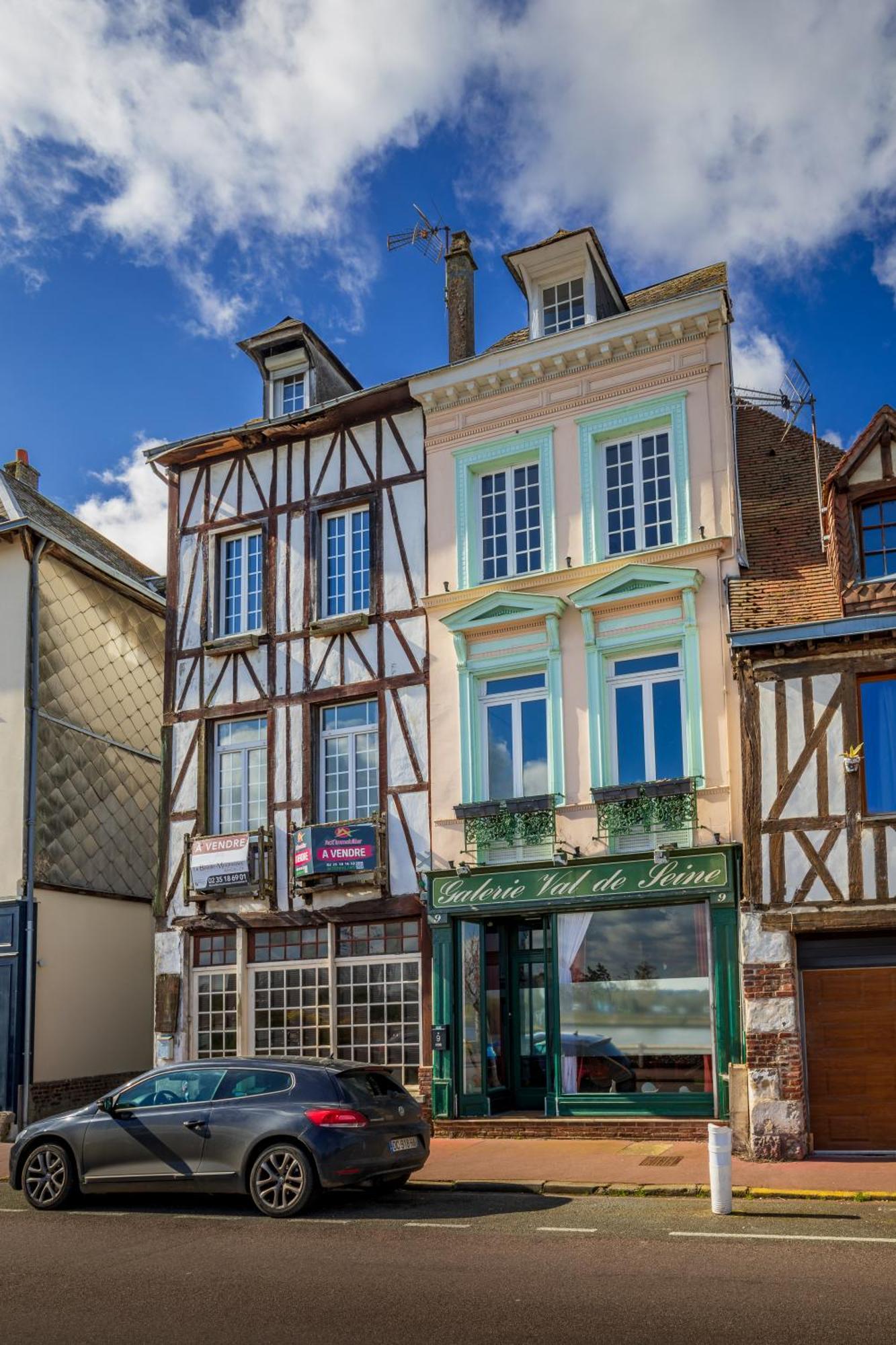 Maison De Ville En Bord De Seine A La Bouille Extérieur photo